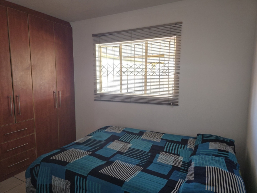 2 Bedroom Property for Sale in Freedom Park North West